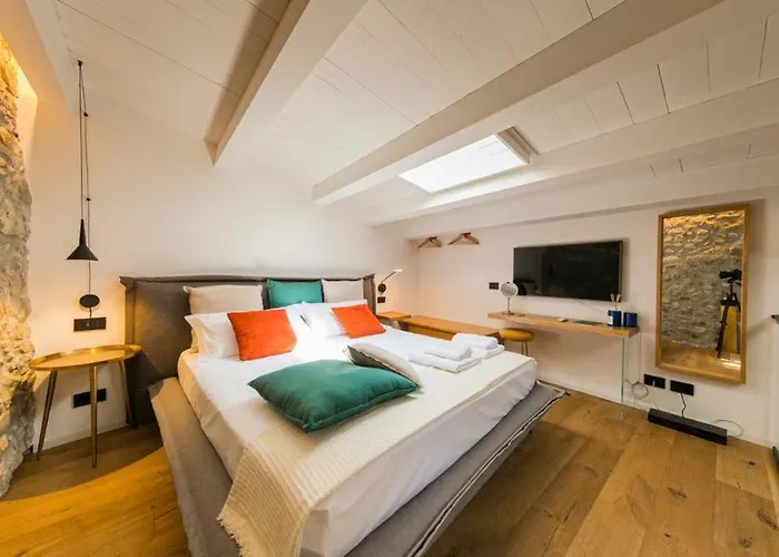 Moramusa Charme アパート *